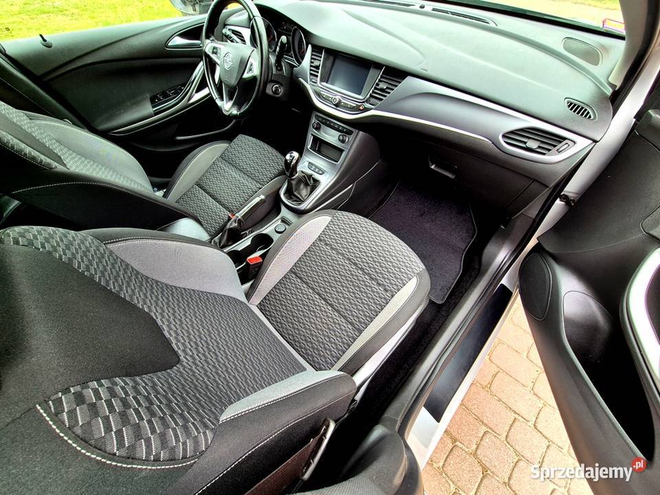 Opel Astra K Lift 2020 102 przebiegu Navi Rok produkcji 2020 Grudziądz