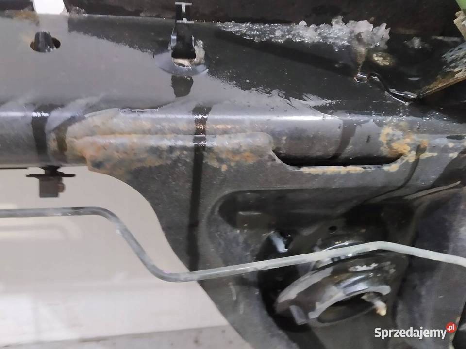 BELKA ZAWIESZENIA TYŁ BĘBNY Renault Clio IV