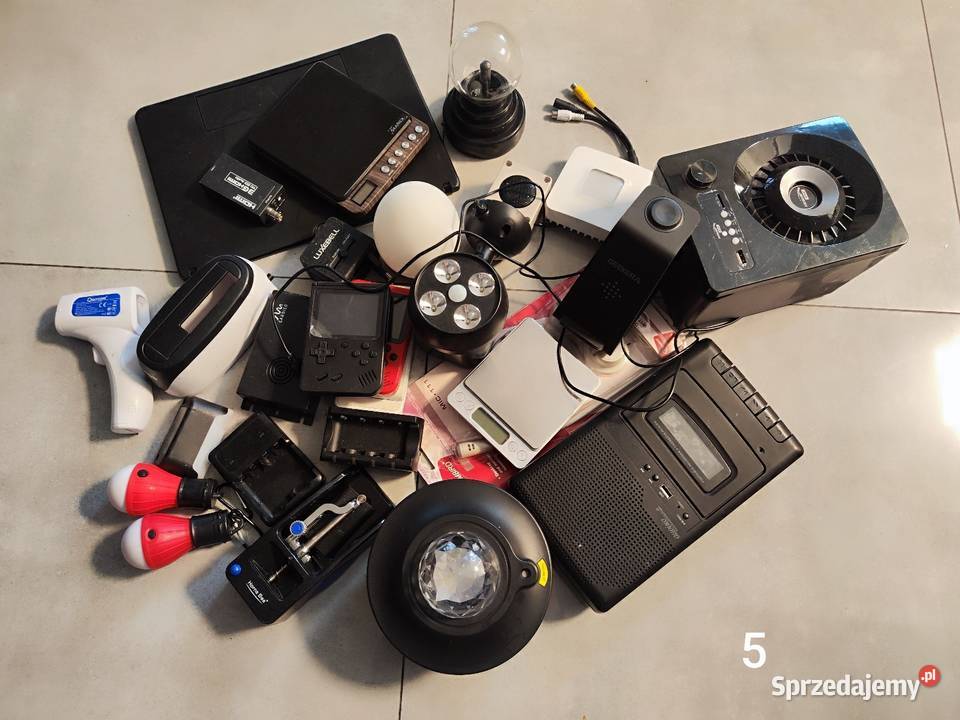 Zestaw elektroniki w większości sprawna Pozostałe wielkopolskie