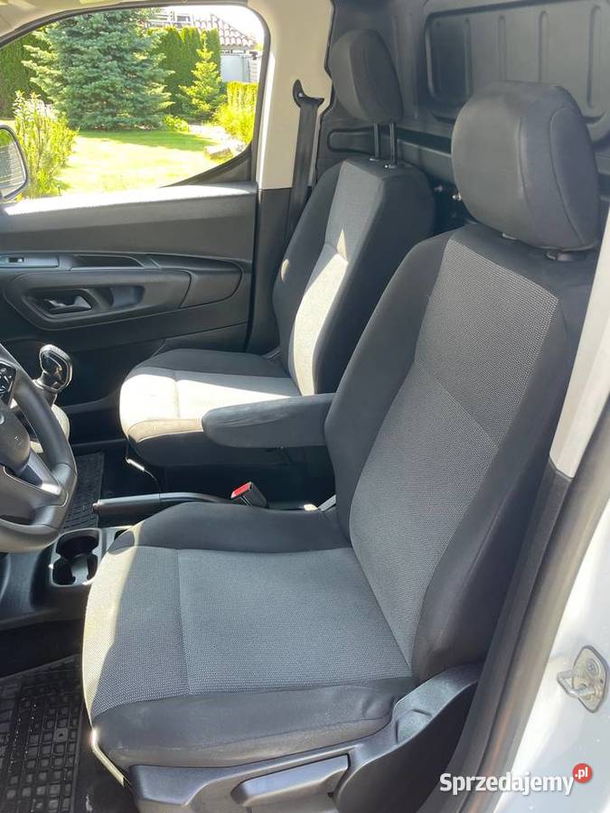 OPEL COMBO 2019 Rok produkcji 2019 Rembelszczyzna