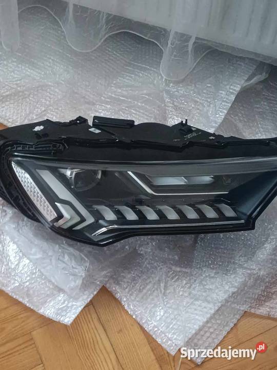 Reflektor prawy AudiQ7 19 Matrix Led 4M0941040C Oświetlenie warmińsko-mazurskie Tumiany sprzedam