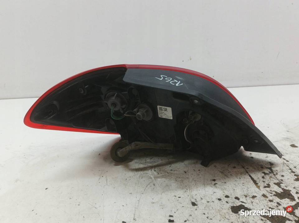 LAMPA TYŁ PRAWA LIFT Mitsubishi Space Star II