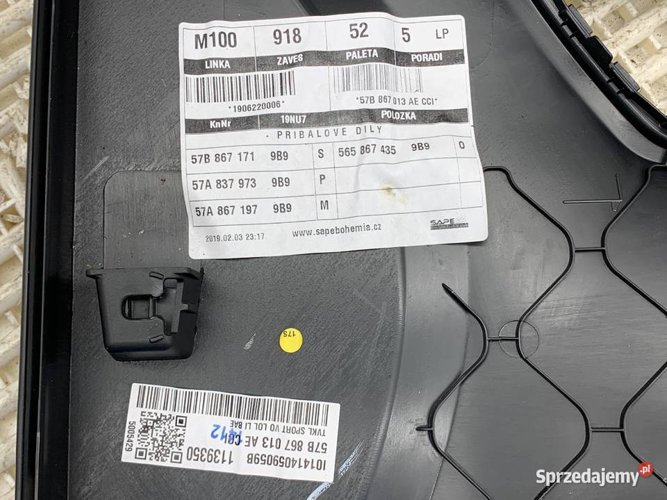 BOCZEK DRZWI LEWY PRZÓD SKODA KAROQ SUV sprzedam