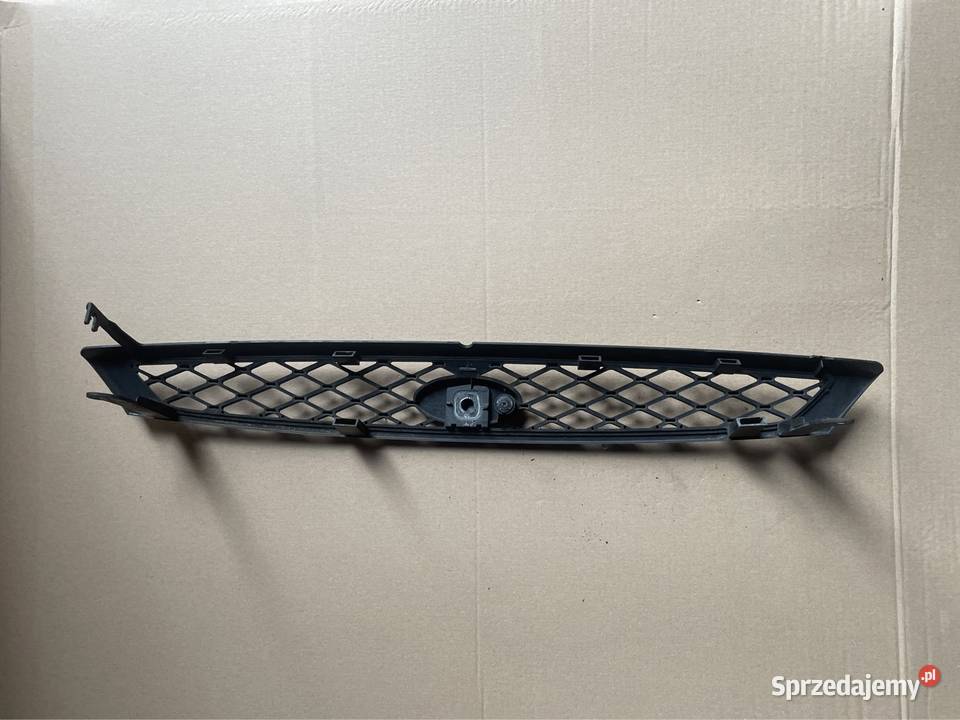 2M518200 grill atrapa chłodnicy Ford focus mk3 Rok produkcji 2004 Karoseria Szczecin