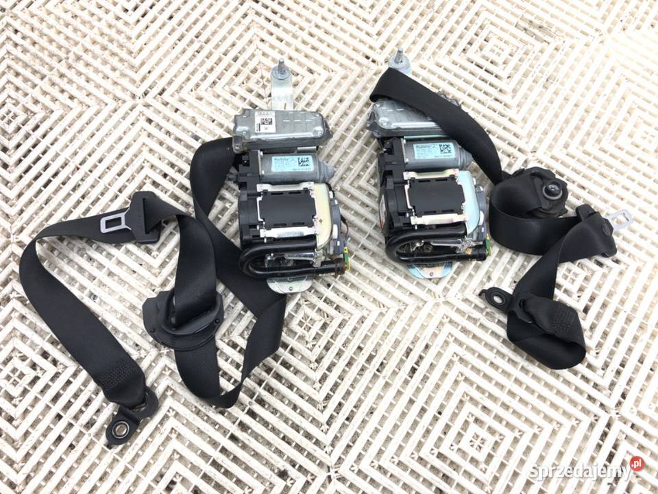 KOKPIT PODUSZKI PASY KOMPLET MERCEDES C218 sprzedam