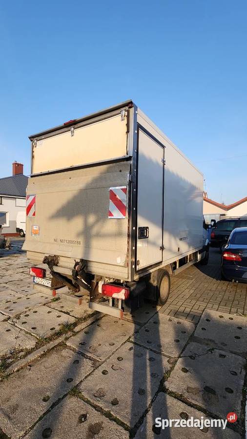 Mercedes Sprinter na bliżniaku kontener z windą Pruszcz Gdański