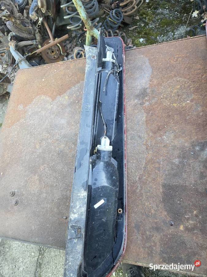 Lampy tylne Ford Focus MK2 hatchback Łagów