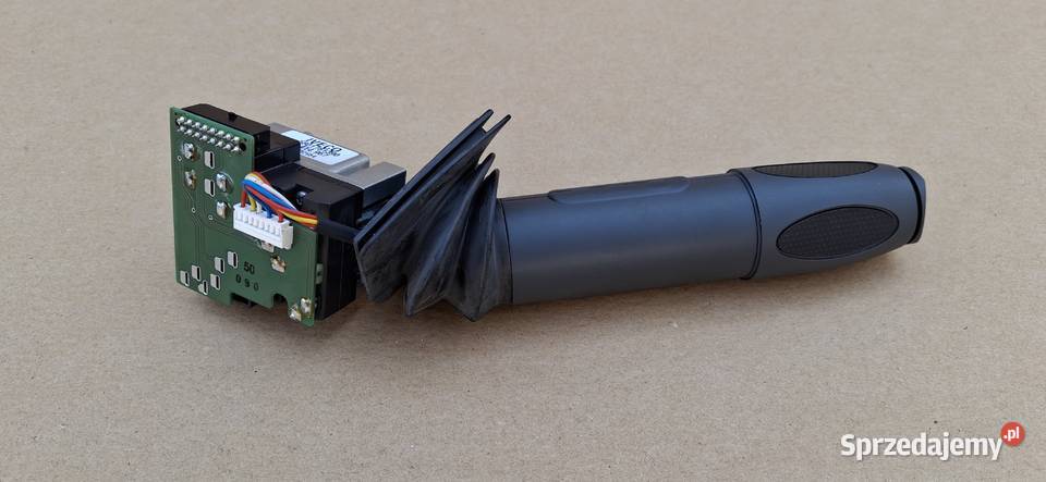 IVECO STRALIS MANETKA TEMPOMATU PRZEŁĄCZNIK Bieleń