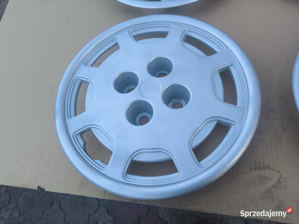 Polonez Caro kołpaki R13 kołpak podkarpackie sprzedam