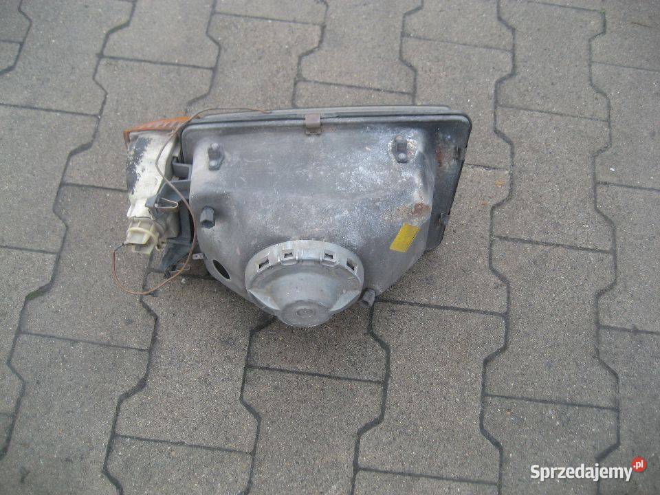 opel rekord record E 7786r lampa przód prawa Rakoniewice