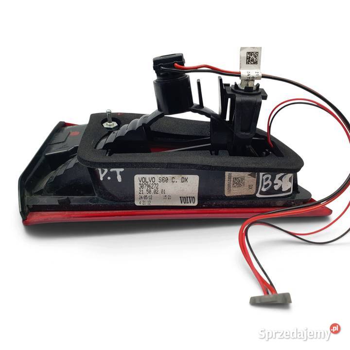 LAMPA PRAWA Volvo S60 II TYLNA prawy tył W KLAPE osobowe Chełm