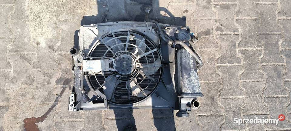 PAS PRZEDNI CHŁODNICE BMW E 46 LIFT Lipno