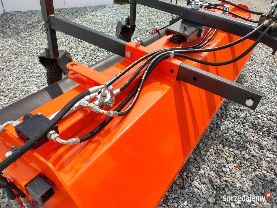 Zamiatarka Metal Technik szerokość 24m Oświęcim