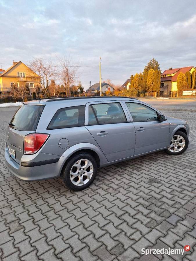 Opel Astra 16 benzynaklimatyzacjaniski przebieg Dębica