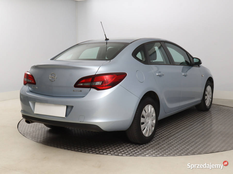 Opel Astra 14 T Bielany Wrocławskie