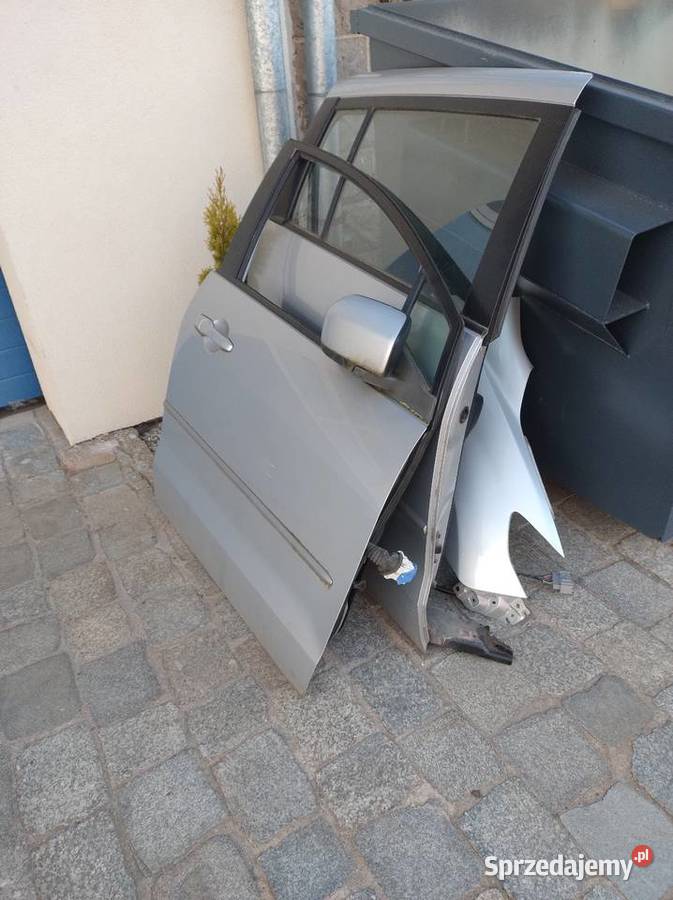 Drzwi kompletnebłotnik Mazda 5 1800cm3