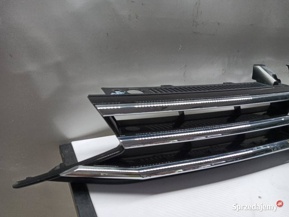 GRILL ATRAPA PRZÓD PRZEDNIA VW TOURAN III 2015
