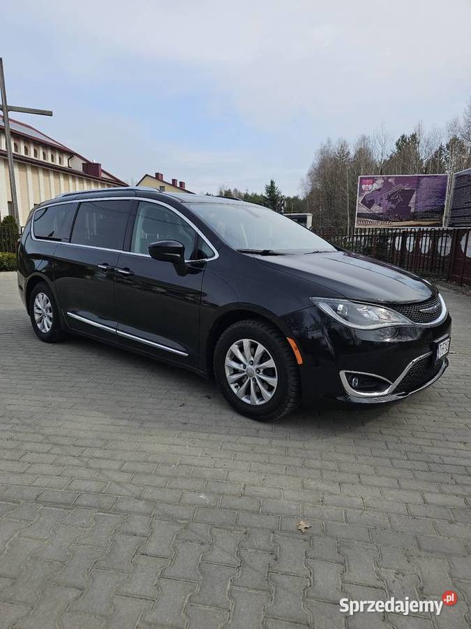 Chrysler Pacifica 2018 Touring L Plus 36 V6 291