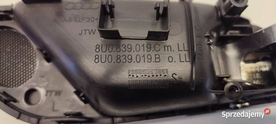 AUDI Q3 8U KLAMKA DRZWI LEWY TYŁ 8U0839019C