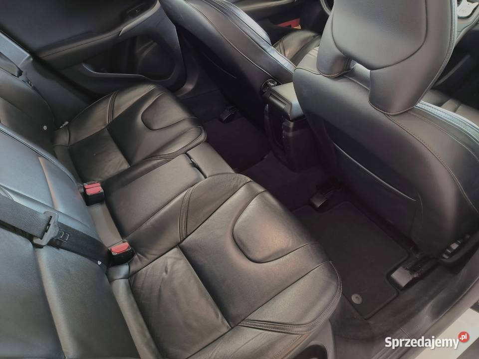 Volvo V40 Cross Country 16 D2 120 2013 MOMENTUM relingi dachowe Wrocław