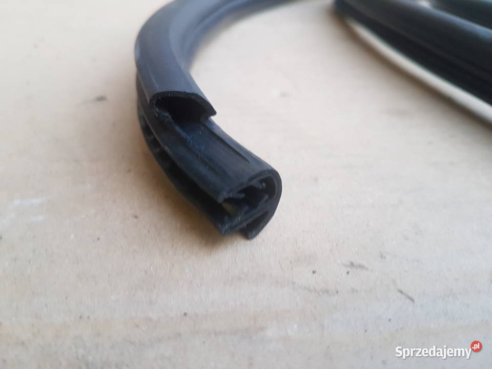 Suzuki Ignis FH 0003 uszczelki ramki dachu Legnica