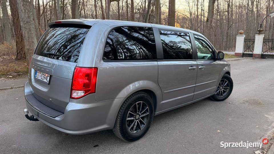 Dodge Grand Caravan 36 V6 RT 2016 doinwestowany pomorskie