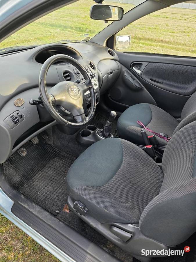 Toyota yaris manualna Yaris