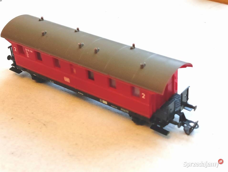 Wagon pasażerski czerwony 2 klasy DB 2osiowy TT Kraków
