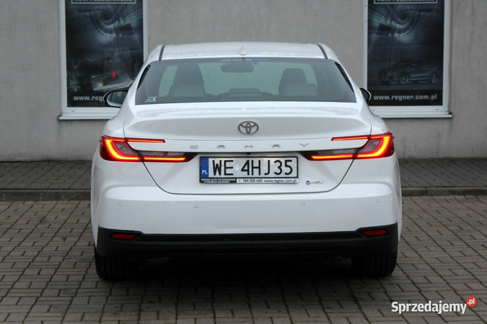 Toyota Camry 25 Hybrid 231 ECtv Prestige SalonPL sprzedam