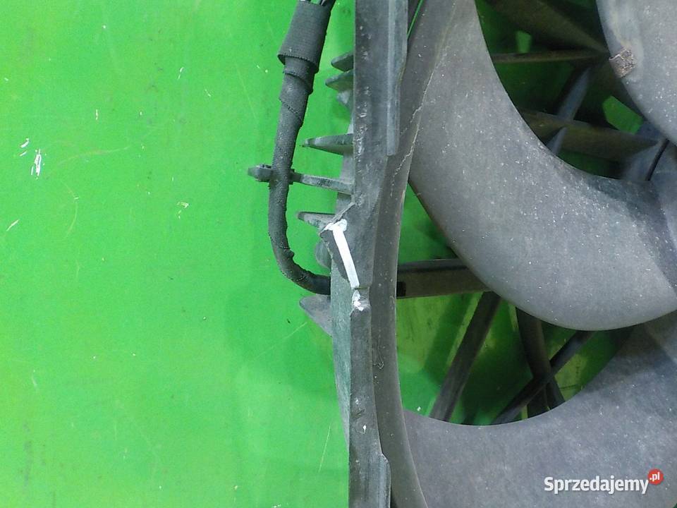 BMW X3 E83 30 B AUT 04r 5D wentylator chlodnicy osobowe Suków