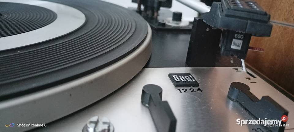 Dual Hs130 gramofon z przedwzmacniaczem i