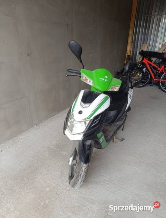 Skuter zipp 50 czterosow zarejestrowany Trzyciąż