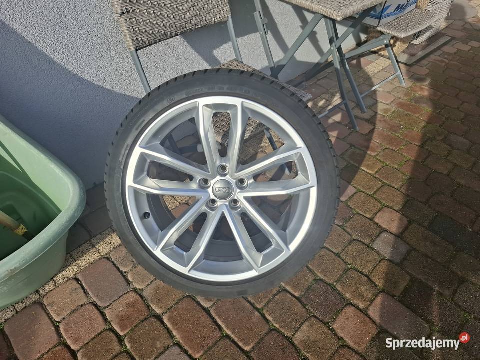 Aluminiowy koła AUDI Continetal 235x35R19 Sieradz