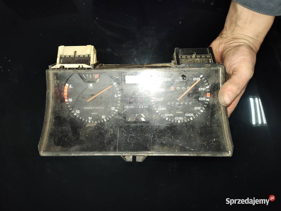 Licznik golf II 2 dwie sztuki osobowe świętokrzyskie Ostrowiec Świętokrzyski