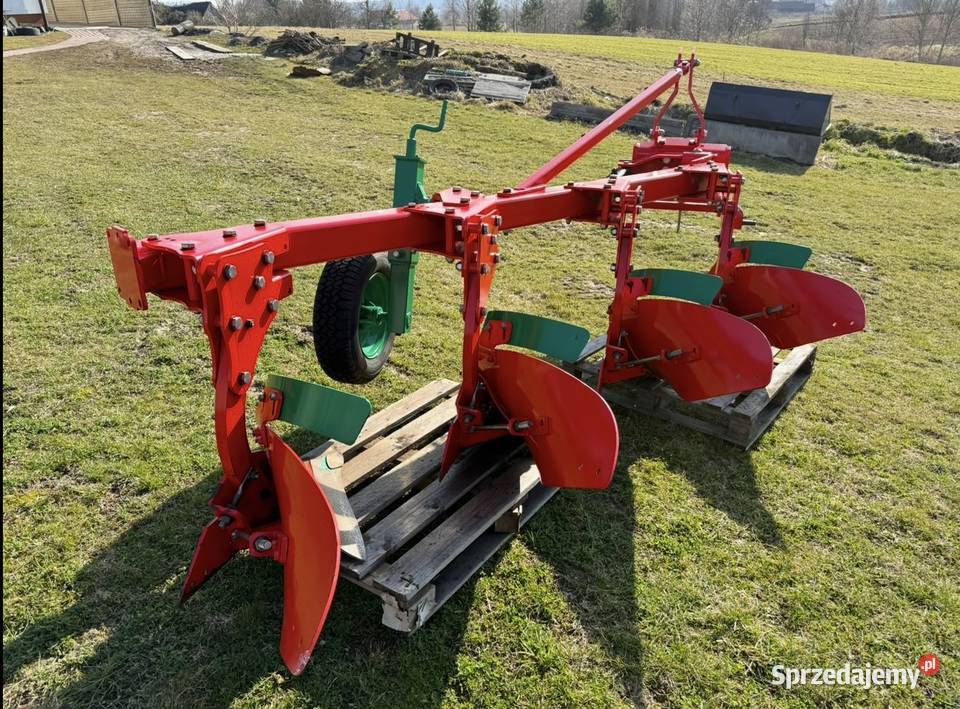Pług 4 skibowy AgroMasz Krajno-Parcele sprzedam