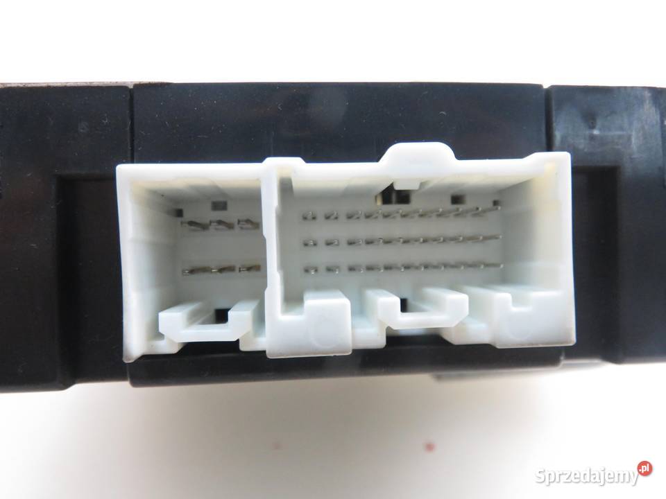 BSI MAZDA 5 CR19 20 CD RF7J CC2967560C