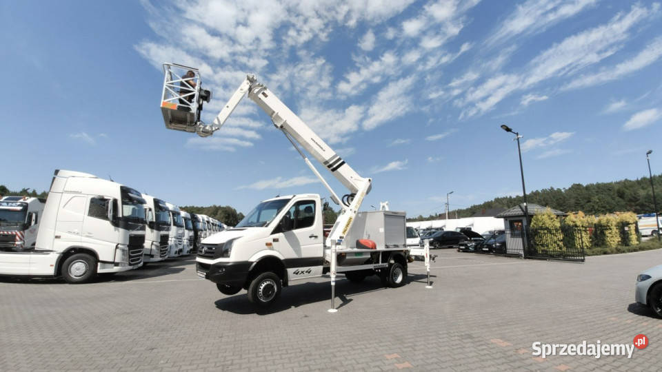 Iveco Volkswagen Crafter 4x4 Zwyżka 21m komputer pokładowy świętokrzyskie Widełki