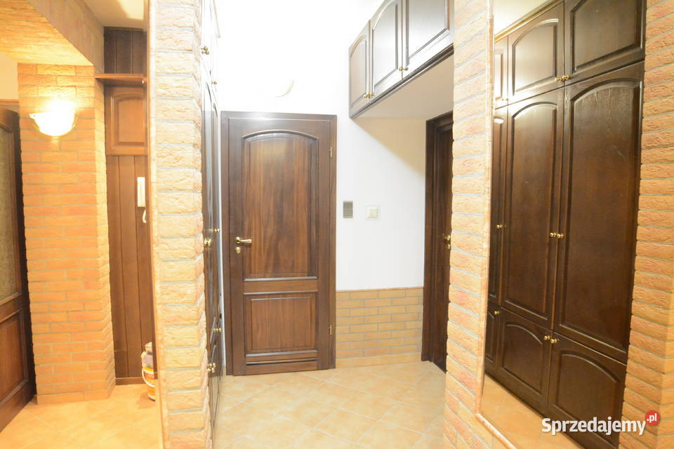 Słoneczne 3 pokoje kuchnia balkon garaż KABATY Warszawa