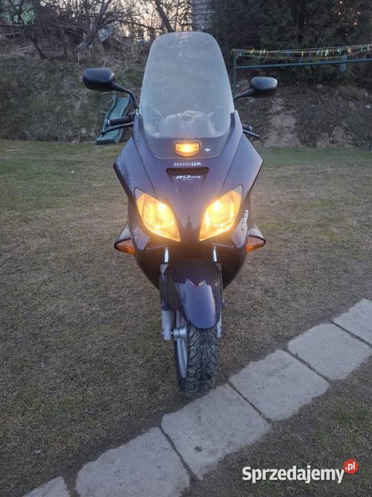 Skuter Honda 2503 6000000km Hadle Szklarskie