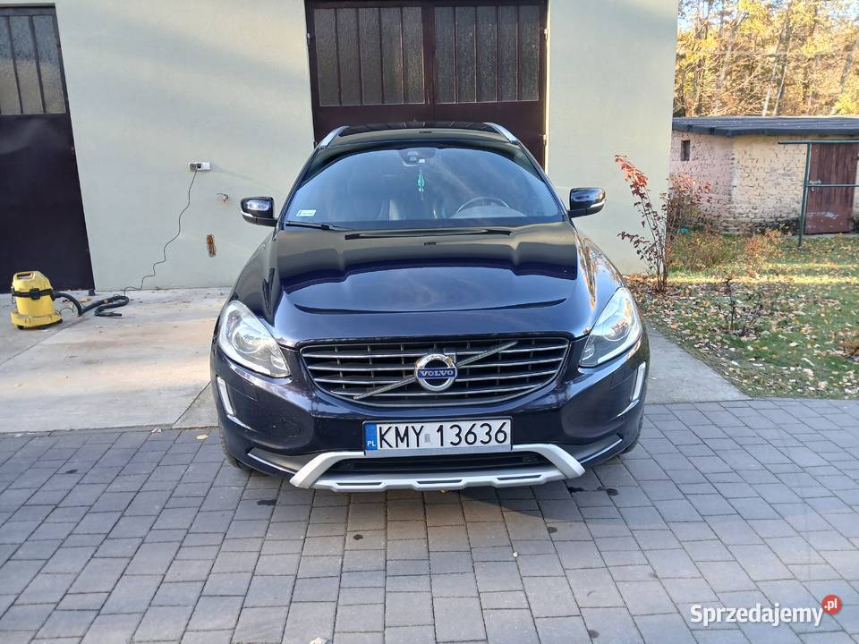 VOLVO XC 60 2016 24D 240 Lasek