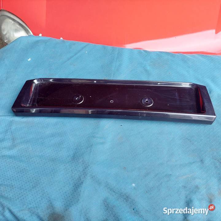 Ford sierra sedan lampy tył ciemne blenda prawa Piaseczno
