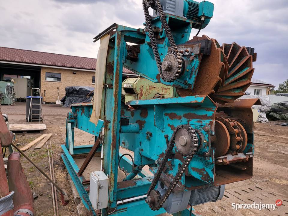 Podajnik i odbiornik do korowarki SAGEM Karsin