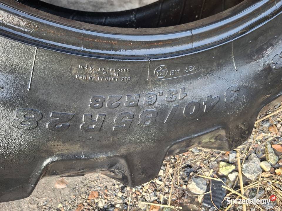 Opony Kleber 3808528 136 R28