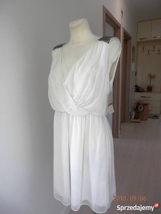 Sukienka Zara Kremowa Rozkloszowana Zwiewna Łomża sprzedam