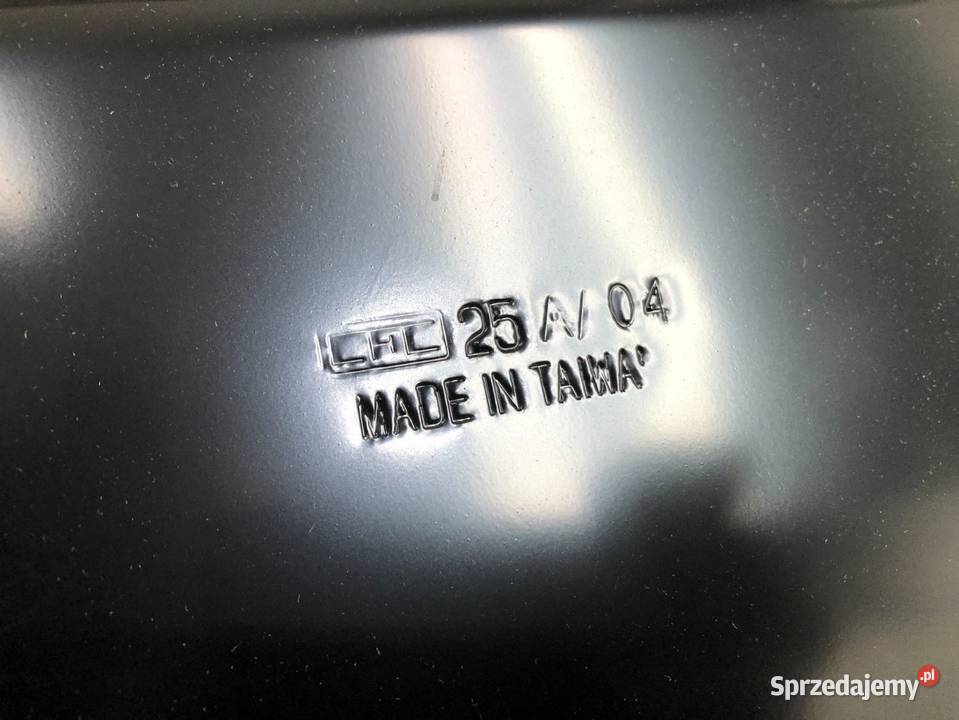 Toyota Corolla E18 XI 072013122019 Maska pokrywa świętokrzyskie sprzedam