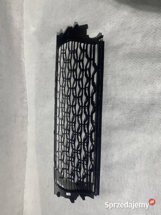 Kratka środkowa zderzaka przód Dacia Duster II Atrapy Jasienica