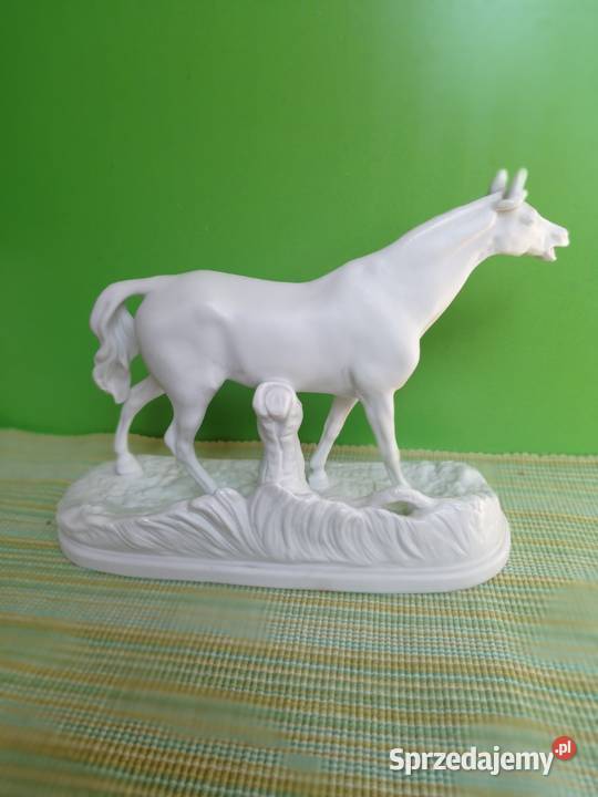 Figurka porcelanowa konia żółty sprzedam