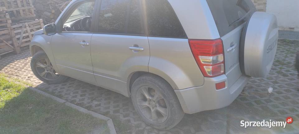 SUZUKI GRAND VITARA II 20 Bgaz klimatyzacja hak świętokrzyskie sprzedam