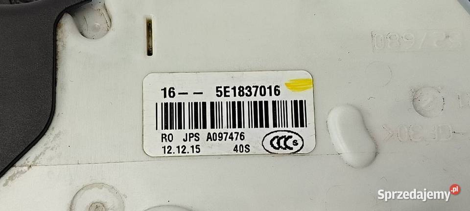 ZAMEK DRZWI PP VOLKSWAGEN PASSAT B8 RLINE Lipno