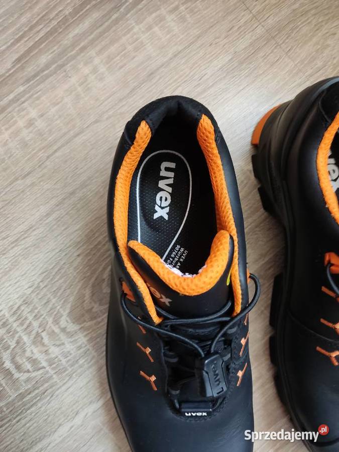 Obuwie ochronne robocze Uvex 42 nowe czarny Moda i Styl Głuchołazy